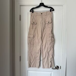Hollister women’s Beige Cargo Pants